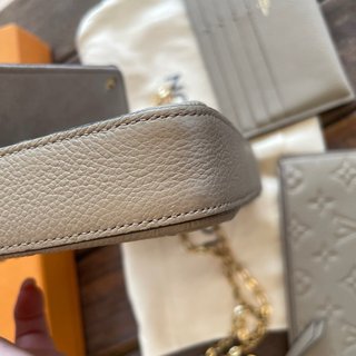 Bolso Louis Vuitton Gris