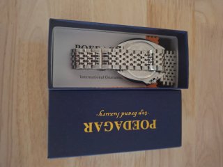 Reloj POEDAGAR Esfera Marrón y Bisel Negro