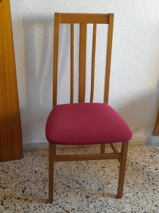 Mesa redonda y 6 sillas