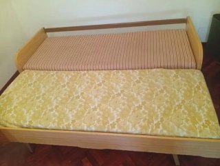 Sofá Cama de Madera