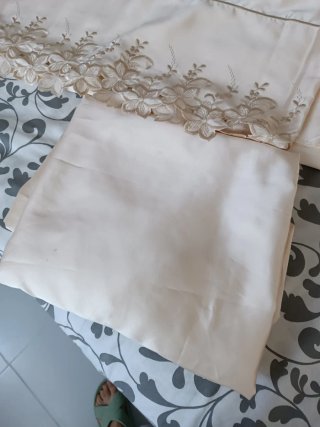 Sabanas Raso Bordadas Cama 1.35 Beige