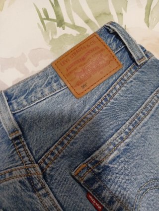 Pantalón Levi's 501 Lightweight W24L26
