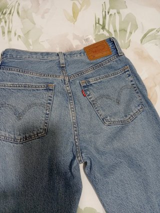 Pantalón Levi's 501 Lightweight W24L26