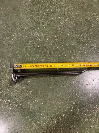 Gancio a doppia asta per pannello scanalato