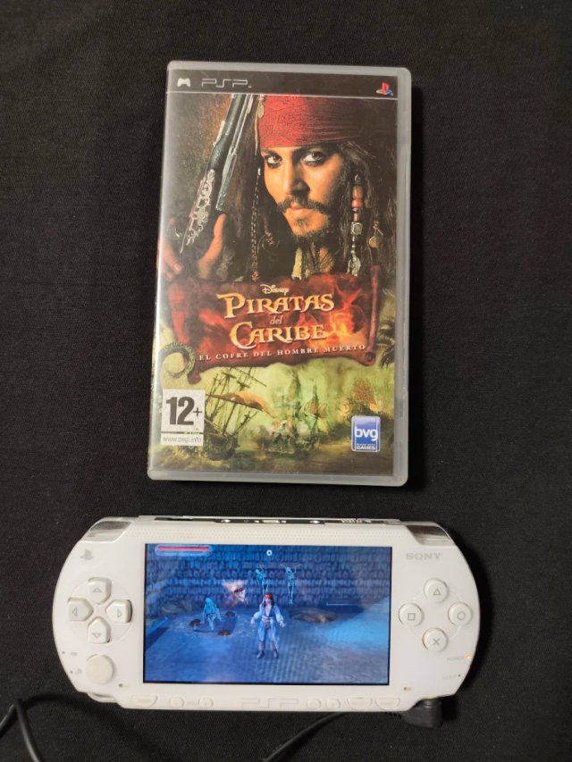 Piratas del Caribe El Cofre del Hombre Muerto. PSP