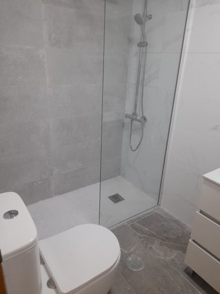 ALBAÑIL Baños Cocinas Alicatados Pladur Málaga