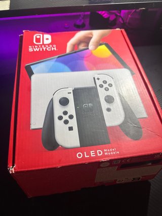 Nintendo Switch OLED Bianca