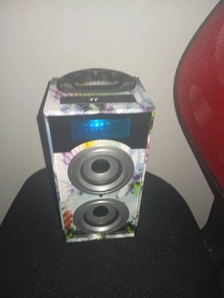 Altavoz DHG Rectangular (precio muy negociable)