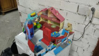 Conjunto de juguetes variados