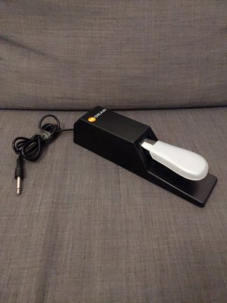 Pedal de Sustain M-Gear para Teclado