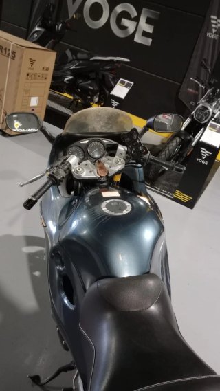 Suzuki GSF 750