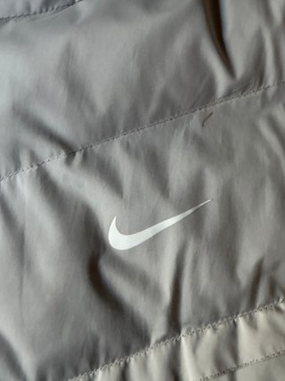 Chaqueta Nike Puffer Gris