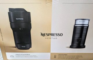 Cafetera Nespresso Vertuo Pop y Aeroccino