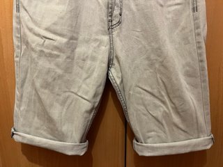 Bermudas Vaqueras Grises Pull & Bear