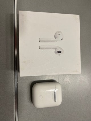 Apple AirPods 2