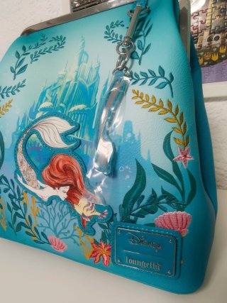 Mochila Loungefly Disney Ariel