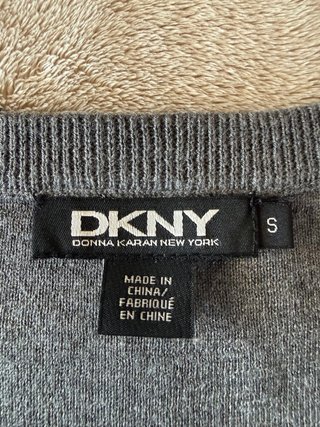 Top DKNY Seta e Cachemire Grigio Taglia S