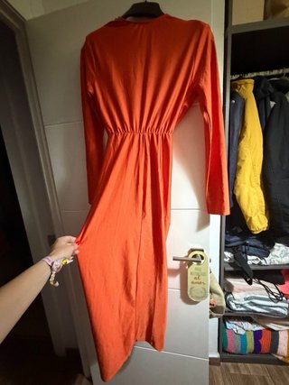 Vestido de fiesta color teja