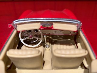 Modellino 1:18 Mercedes 190 SL 1955 Maisto