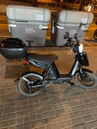 Bicicleta Eléctrica Negra