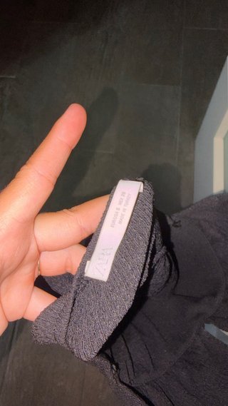 Top Negro con Espalda Abierta