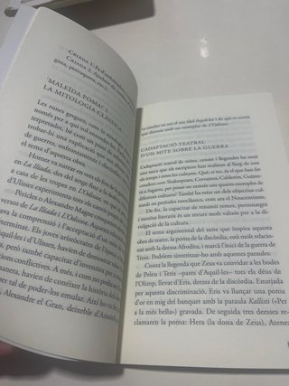 Maleïda poma! versió lliure del mite "La poma d...