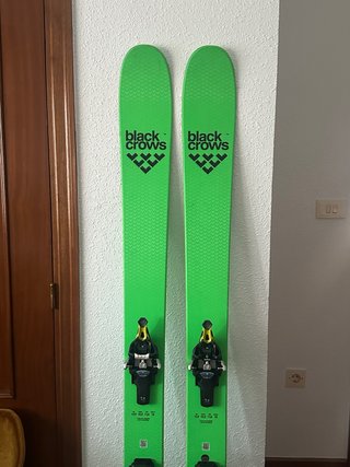 Esqui Travesía Black Crows + Fritschi Tecton 12