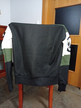 Sudadera Inside Verde y Negra