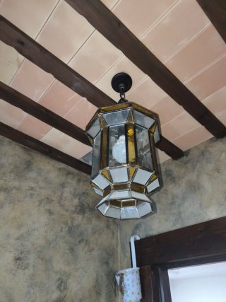 Lámpara colgante de cristal y metal