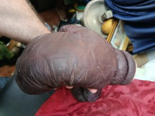 Guantes de boxeo antiguos