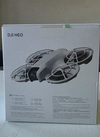 Dron DJI Neo Fly More Combo