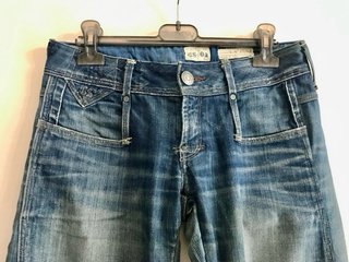 Jeans con risvolti