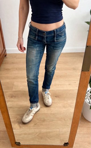 Jeans con risvolti