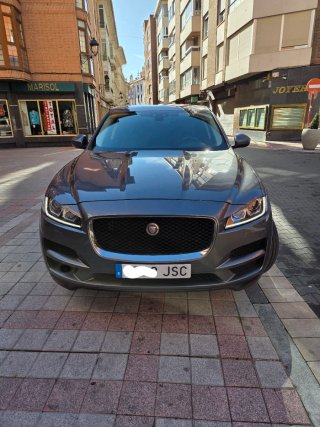 Jaguar F-Pace 2016