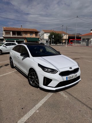 KIA ProCeed GT line