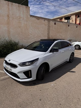 KIA ProCeed GT line