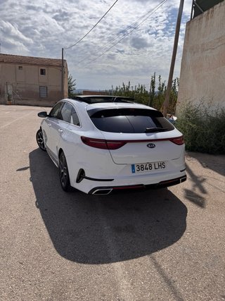 KIA ProCeed GT line