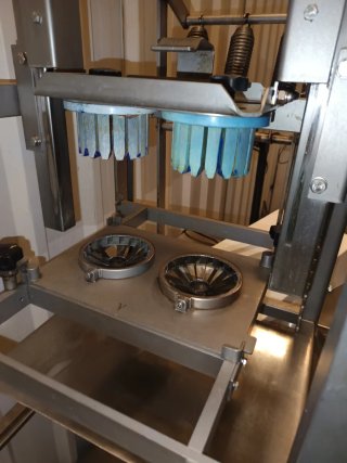 Máquina Estampadora y Cortadora Industrial