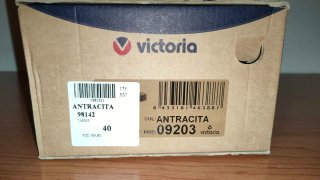 3 Pares de Zapatillas Victoria con dos usos.