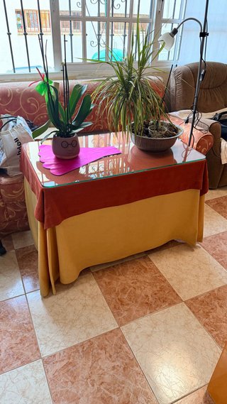 Mesa camilla con faldilla