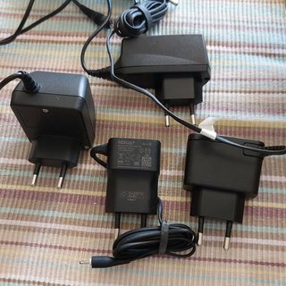 4 Caricabatterie Nokia Originali