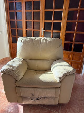 Sillón de Piel Color Crema