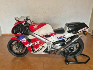 Honda VFR400R NC30 Roja y Blanca