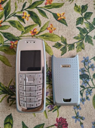 Móvil Nokia 3120 Plata