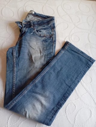 Pantalón vaquero Massimo Dutti T.36