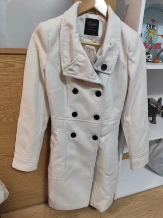 Abrigo Blanco Zara