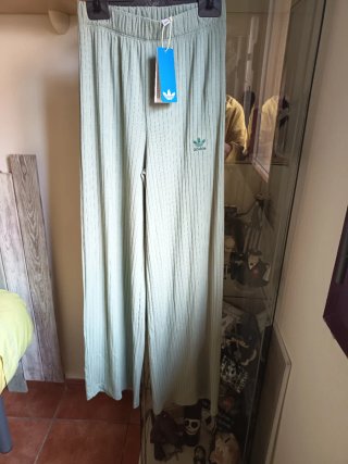 Pantalón Adidas Verde