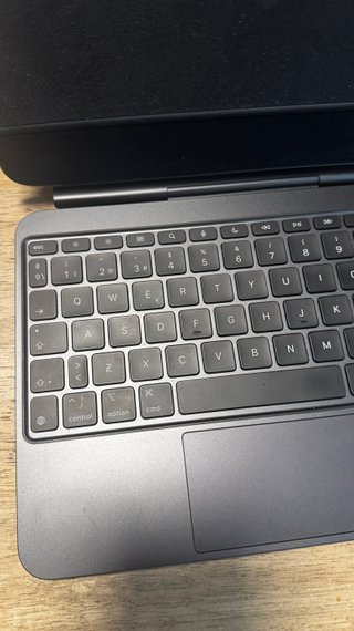 Teclado Mágico Apple Space Gray