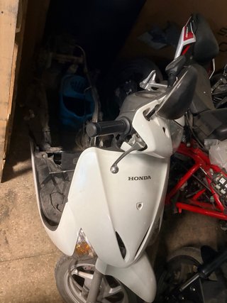 Honda Lead 110 Scooter Blanca