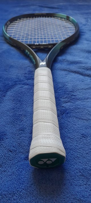 Raqueta de Tenis Yonex Ezone 105. Grip 3.